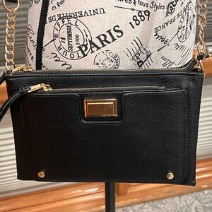 Juicy Couture Vegan Leather Black Crossbody Bag with Gold hardware EUC♥️♥️♥️